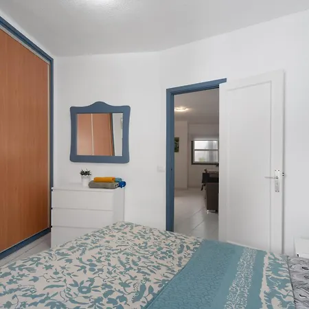 2-bedroom Exclusive Cristianos Apartment Los Cristianos (Tenerife)