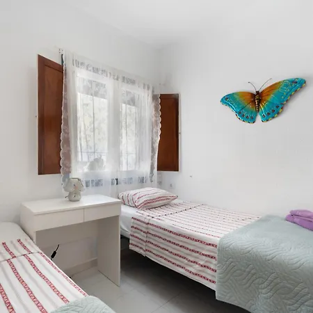2-bedroom Exclusive Cristianos *