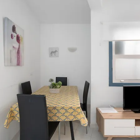 2-bedroom On Cristianos *