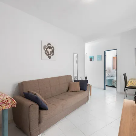 2-bedroom On Cristianos Apartament *