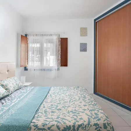 2-bedroom On Cristianos *